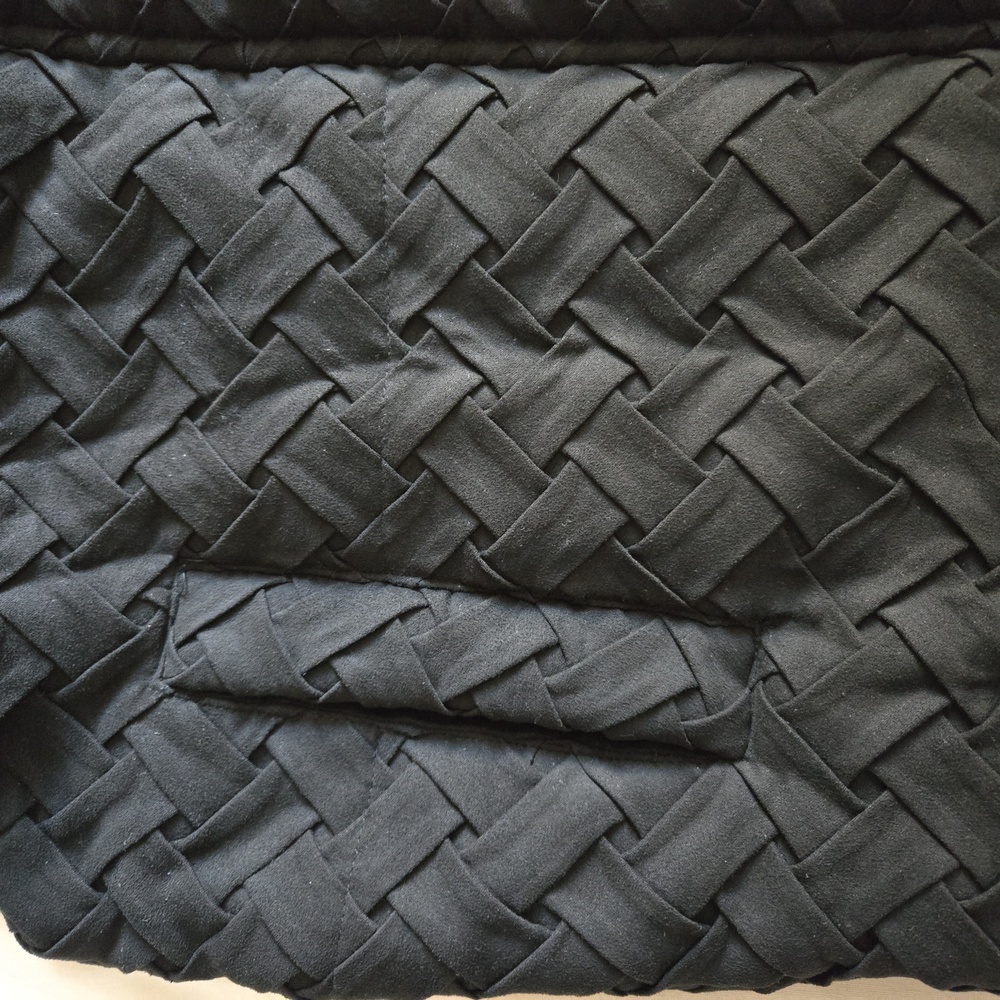 Textured Light Padded Vest - Picture 4 of 6